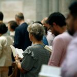 Sortir des personnes âgées de sectes en Rhône-Alpes