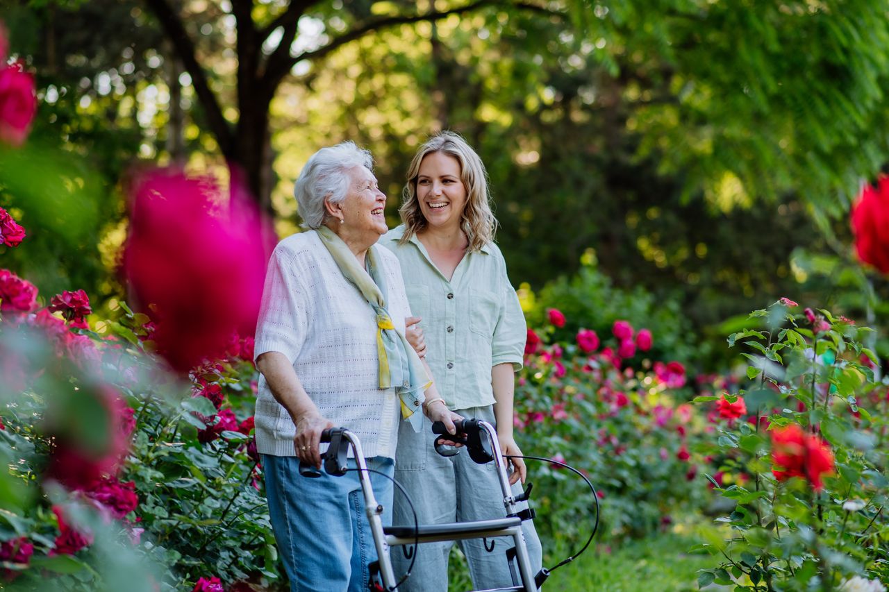 Séjour de Répit Alzheimer : comment organiser vos vacances avec un proche atteint ?