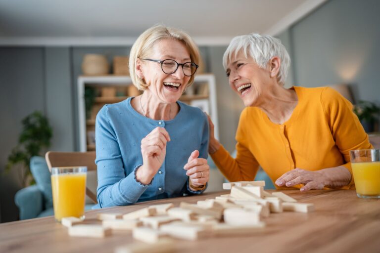 Les meilleures activités à pratiquer en résidence seniors pour un épanouissement quotidien