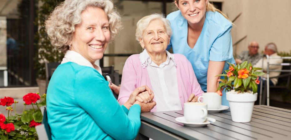 convaincre un senior d'entrer en maison de retraite pour son bien-être