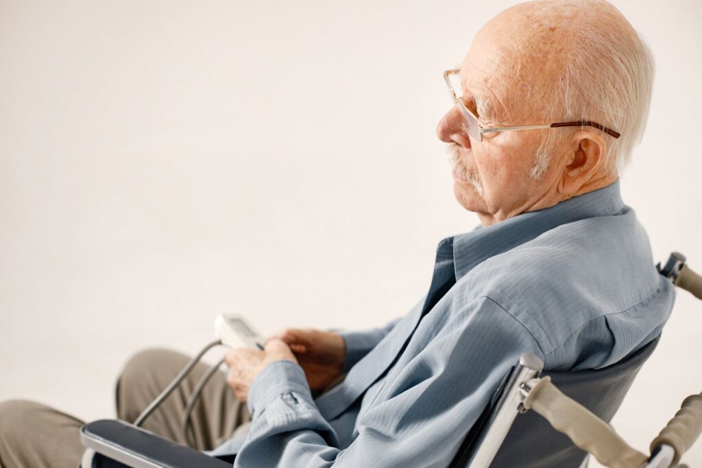 personne âgée en GIR 2 bénéficiare de l'APA en EHPAD