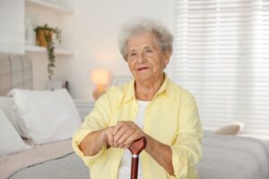 Comment lutter contre l’isolement social après 65 ans ?