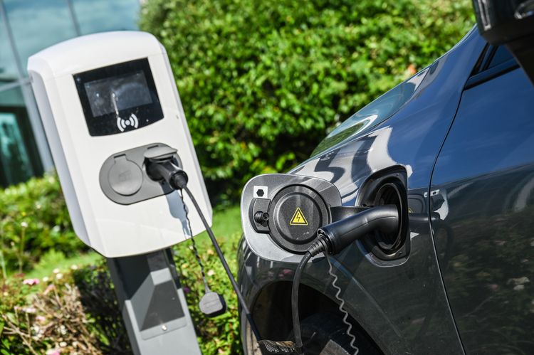 Borne de recharge éligible au crédit d’impôt sur système de charge pour véhicules électriques