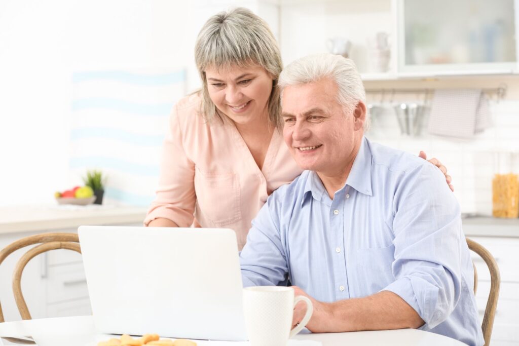 seniors organisant un séjour de répit