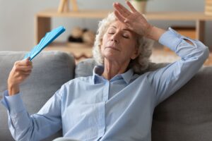 Canicule : quels sont les droits et recours d’une personne âgée laissée sans assistance ?