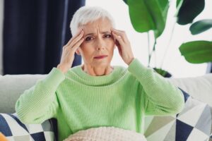 Personne âgée très fatiguée : faut-il craindre un début de syndrome de glissement ?