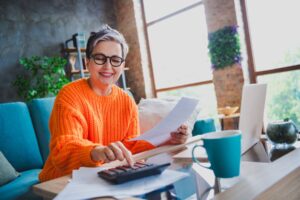 AAH et retraite complémentaire : à quel âge tout change, peut-on cumuler et combien toucherez-vous