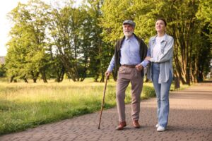 Quelles chaussures pour personnes âgées choisir ?