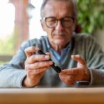 Créatinine élevée chez une personne âgée quand faut-il envisager une aide ou un changement de prise en charge