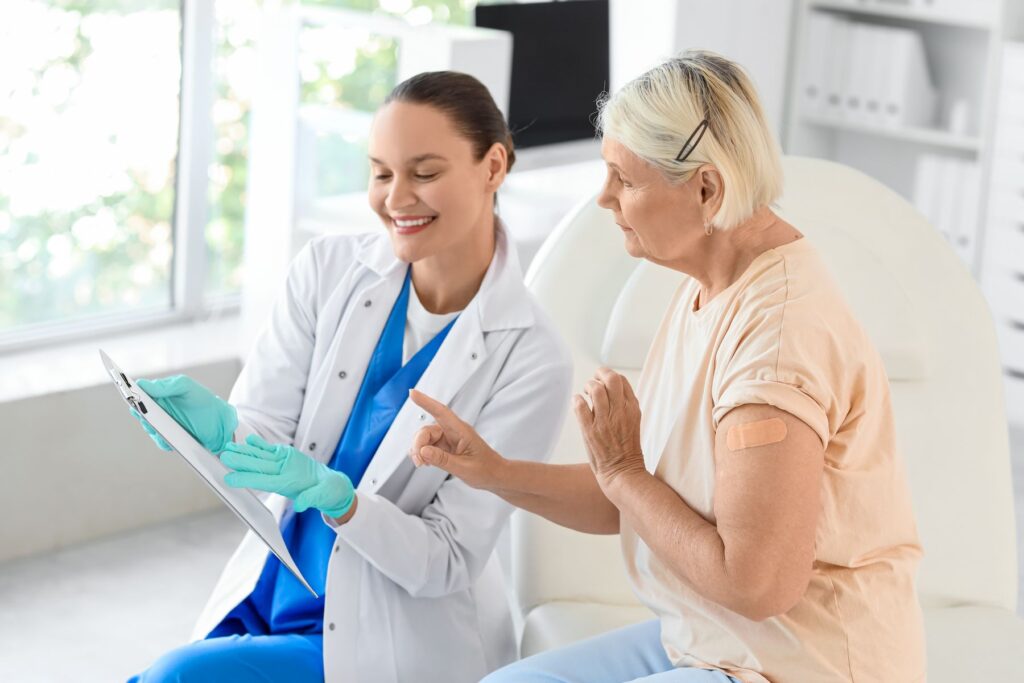 senior avec la maladie d'Alzheimer accueillie en UVA EHPAD