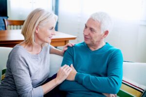 Cancer du pancréas : comprendre les 4 stades pour accompagner un proche malade