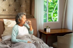 Mon parent a une respiration bruyante : est-ce un stade de la maladie d'Alzheimer ou une urgence ?