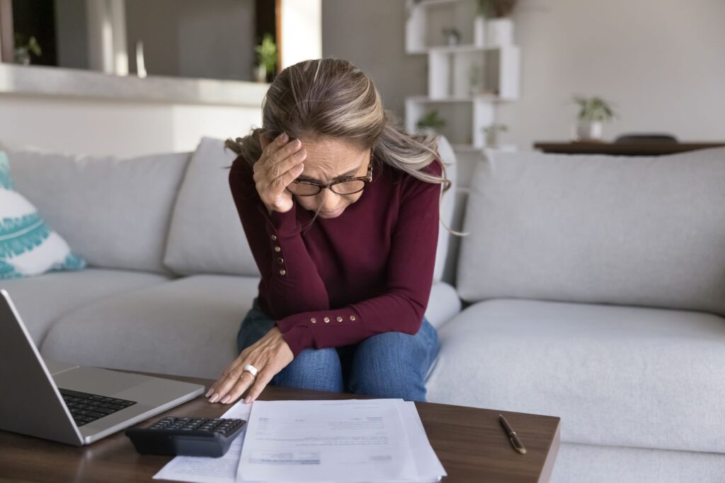 Aidante exonérée de l'obligation alimentaire à cause de ressources insuffisantes