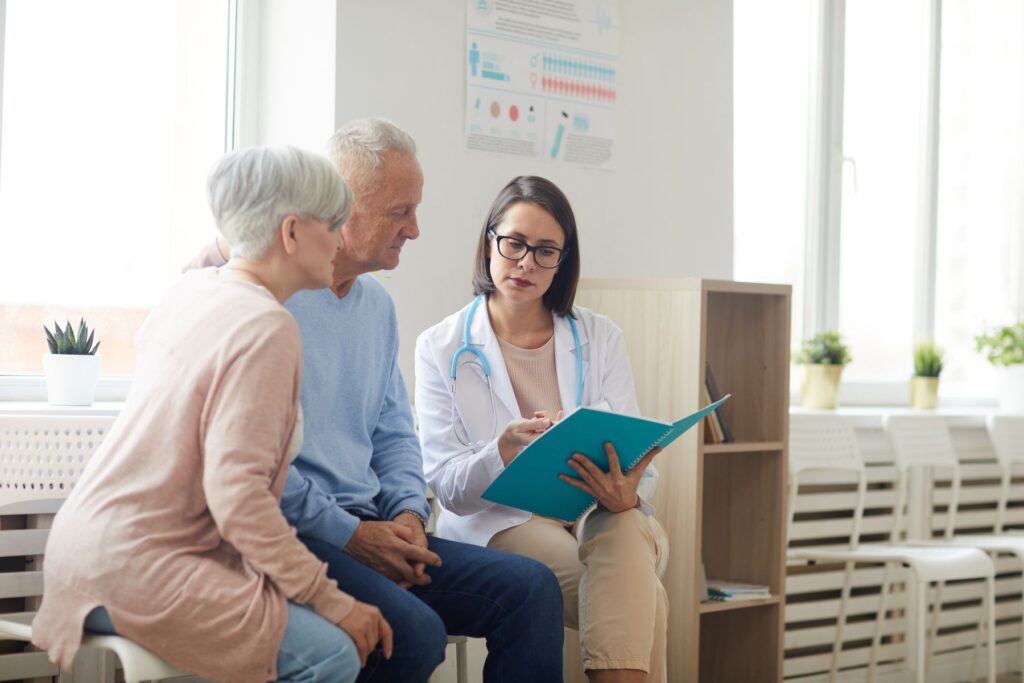 seniors découvrant leur taux de glycémie