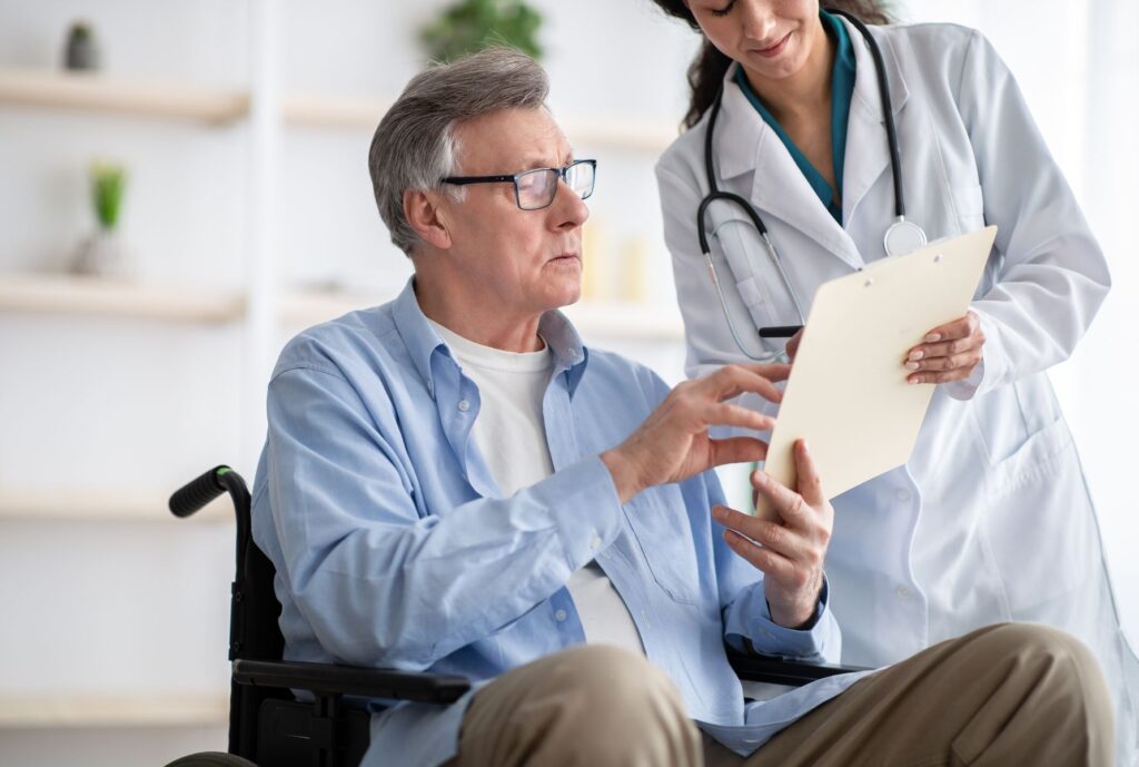dépistage du cancer chez un homme senior