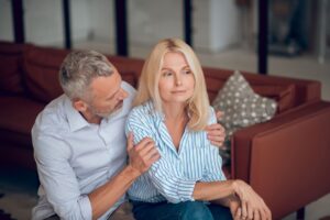 Le rôle du tuteur est souvent mal compris : derrière les clichés, est-ce une protection efficace ou une fausse bonne idée ?