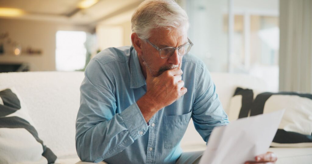 seniors oubliant de déclarer toutes ses ressources pour la demande d'ash