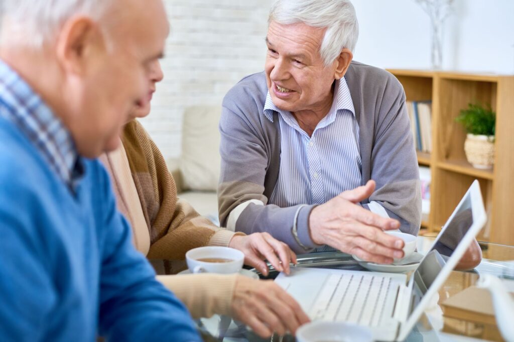 seniors dans un ehpad habilité ash