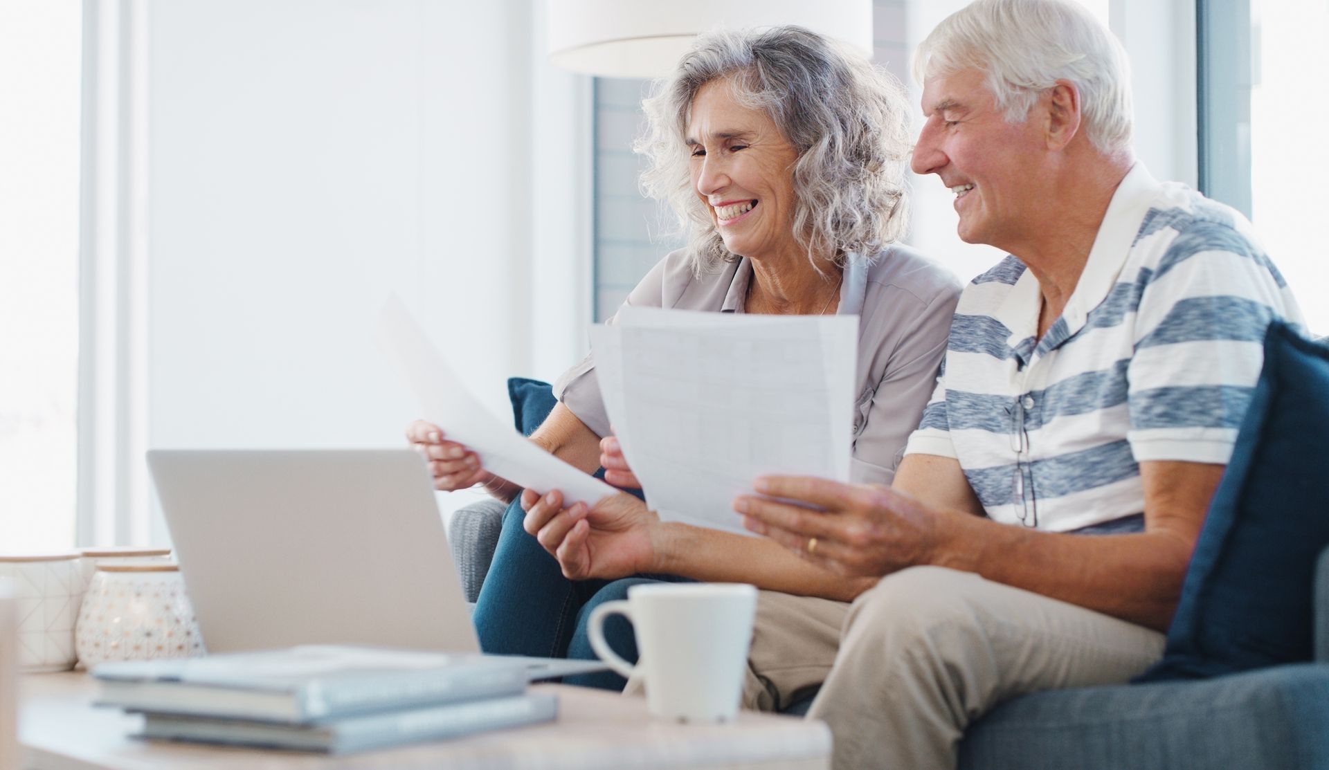 Tarifs résidences seniors pourquoi les écarts vont de 800 € à 3 500 € selon la région en 2026