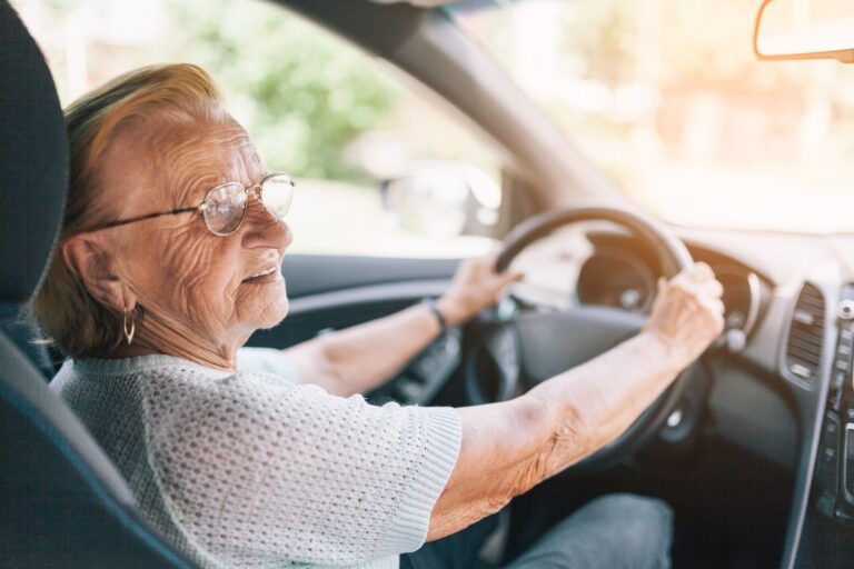 Parkinson et conduite automobile quand et comment aborder le sujet avec son parent en 2026