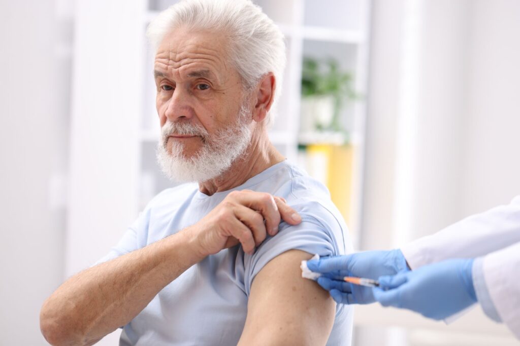 vaccination contre la grippe organisée dans les ehpad avant l'hiver