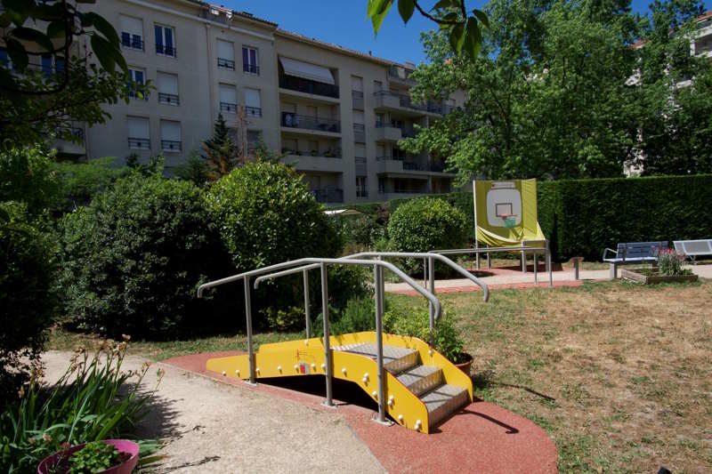Parc de l'USLD de l'EHPAD Hibiscus du groupe UNIVI
