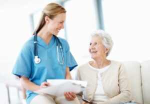 Maladie à corps de Lewy : les 3 symptômes qui la distinguent d'Alzheimer au quotidien